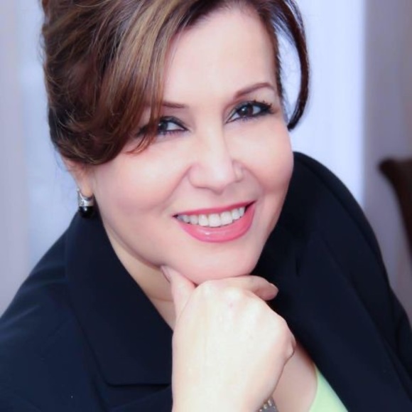 Meet your Posher, Fari - Picture 1 of 1